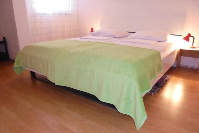 Lucia Hotell Senj  Exteriör bild
